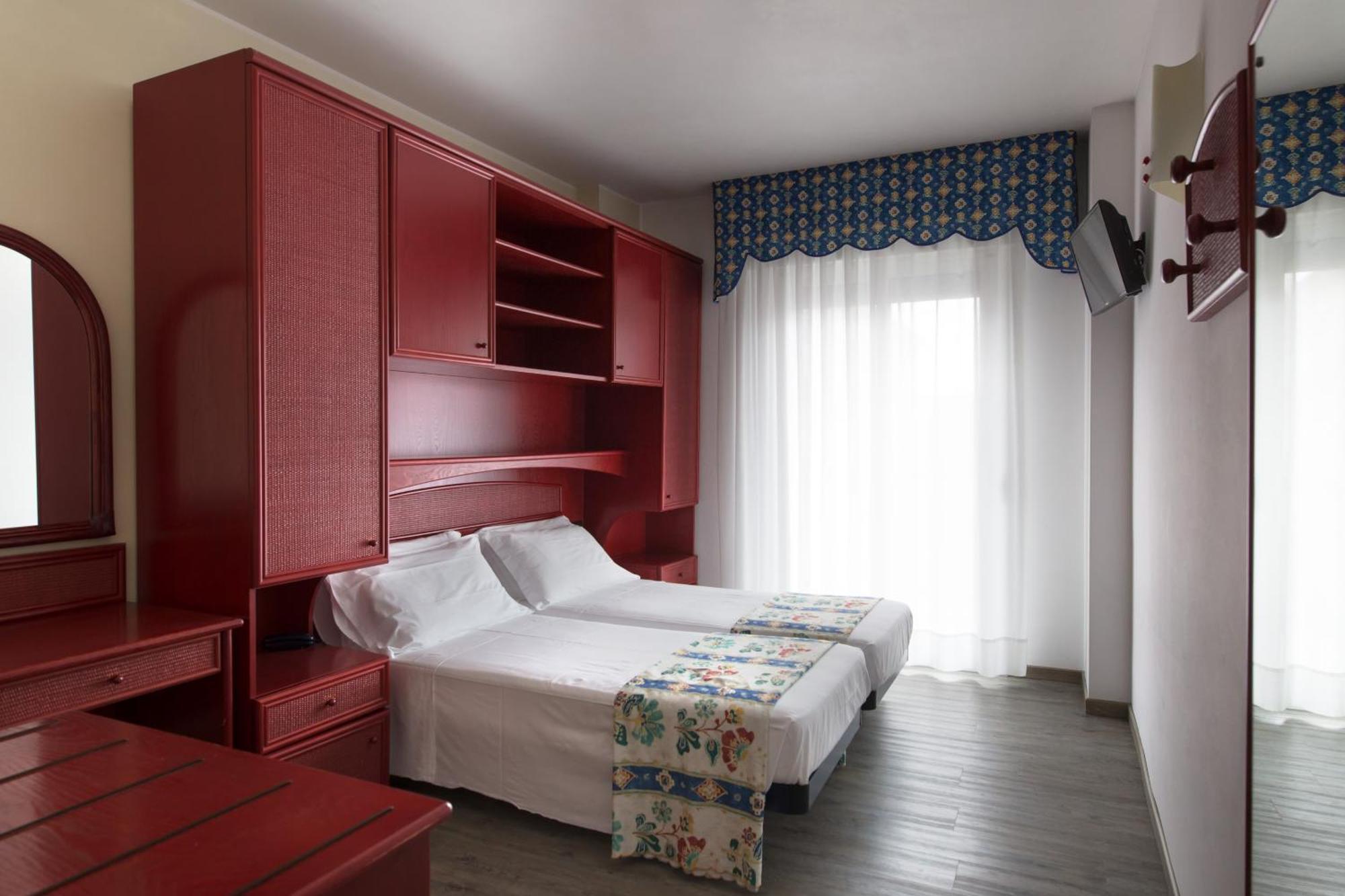 Hotel Brioni Mare Lido di Jesolo Exterior photo